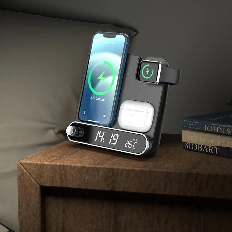 Modernisez votre espace avec le Chargeur Sans Fil 3 en 1 doté d'une horloge à affichage LED et d'une charge rapide Qi de 15W.